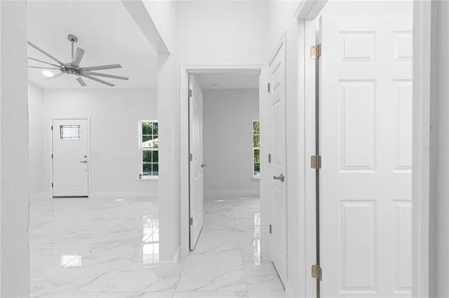 a view of a livingroom with a bathroom