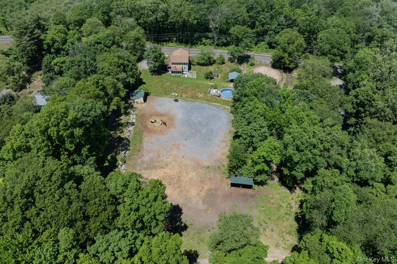 355 Fosler Road Wallkill, NY 12589 - Photo 32 of 49 Property extends beyond the horse arena