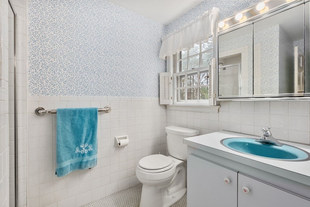 10 Stillmeadow Road Weston, MA 02493 - Photo 14 of 24 Gallery Image 14