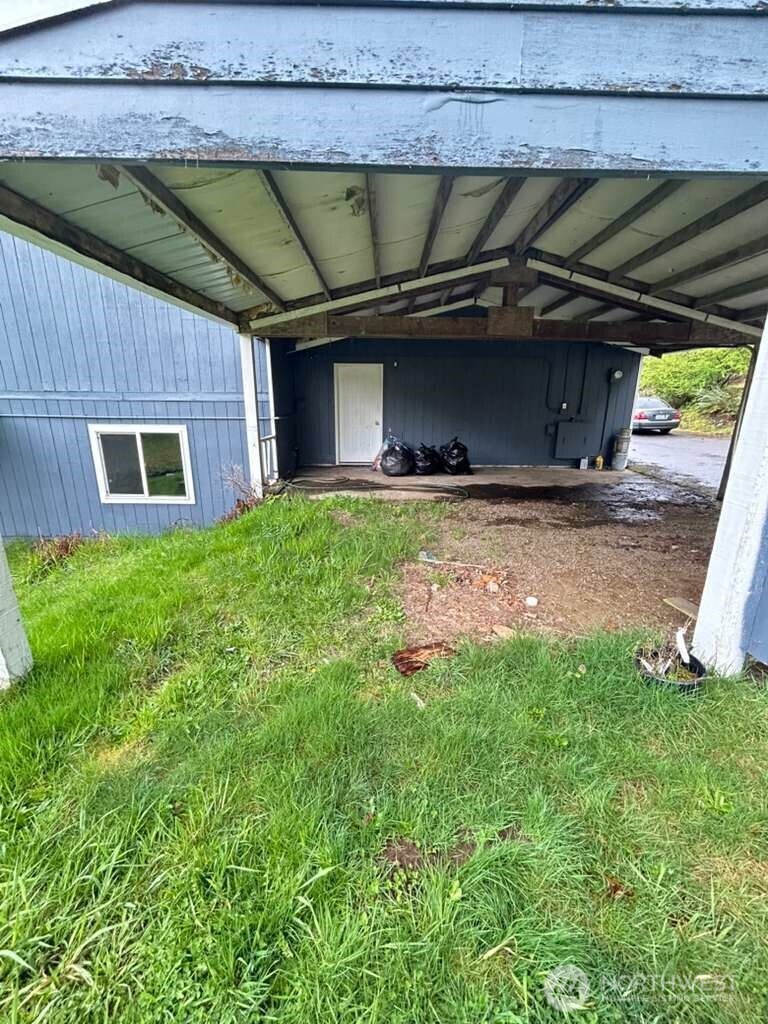 431 Highland Valley Road Morton, WA 98356 - Photo 16 of 34 a view of a garage