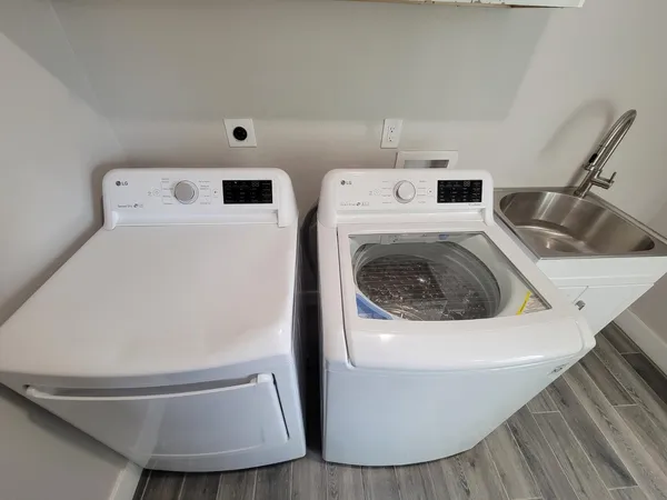 $4,200 | 535 West 15th Street, Tempe, AZ 85281
