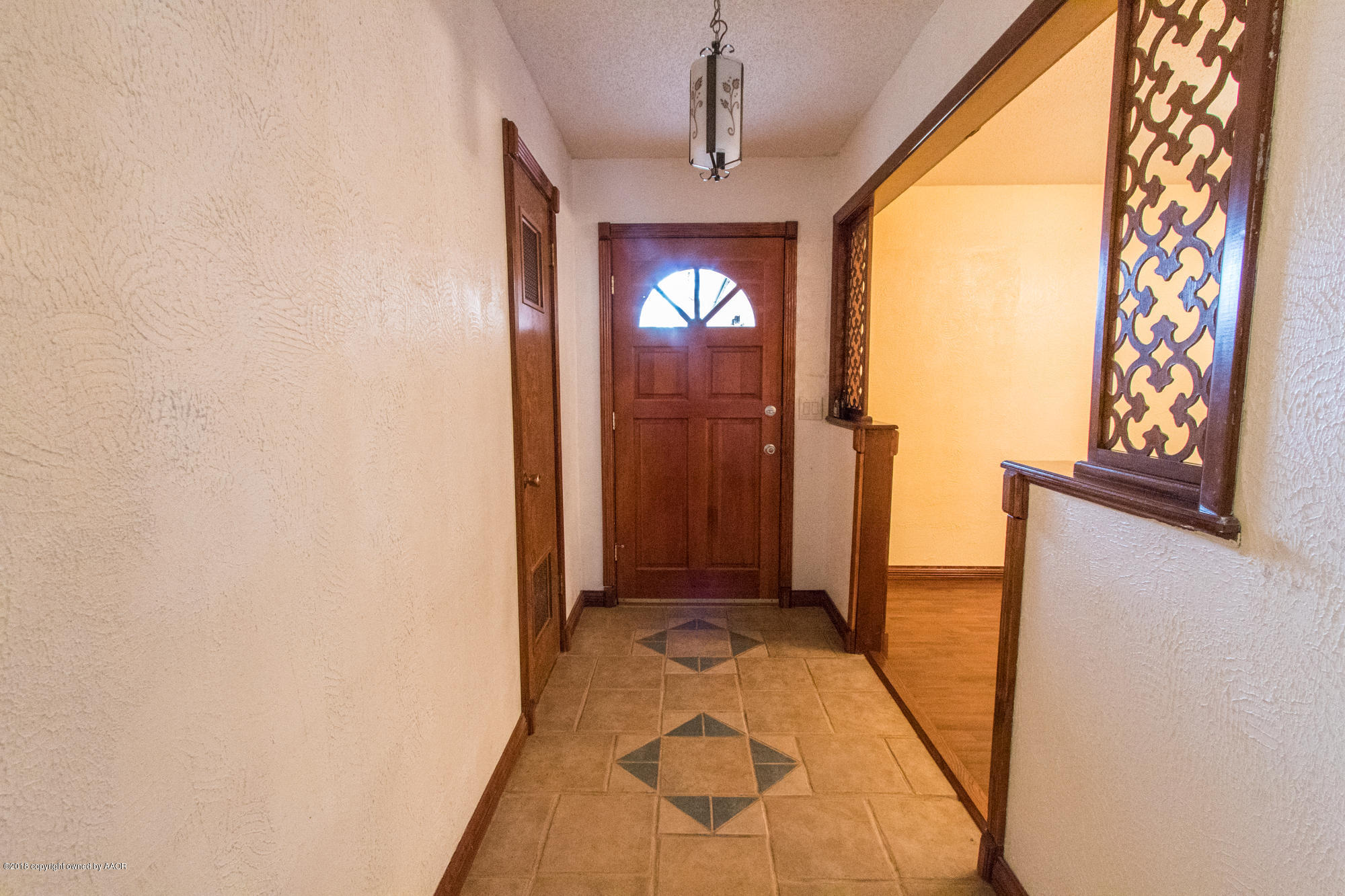 5145 Kirk Drive Amarillo, TX 79110 - Photo 3 of 22 IMG_2378