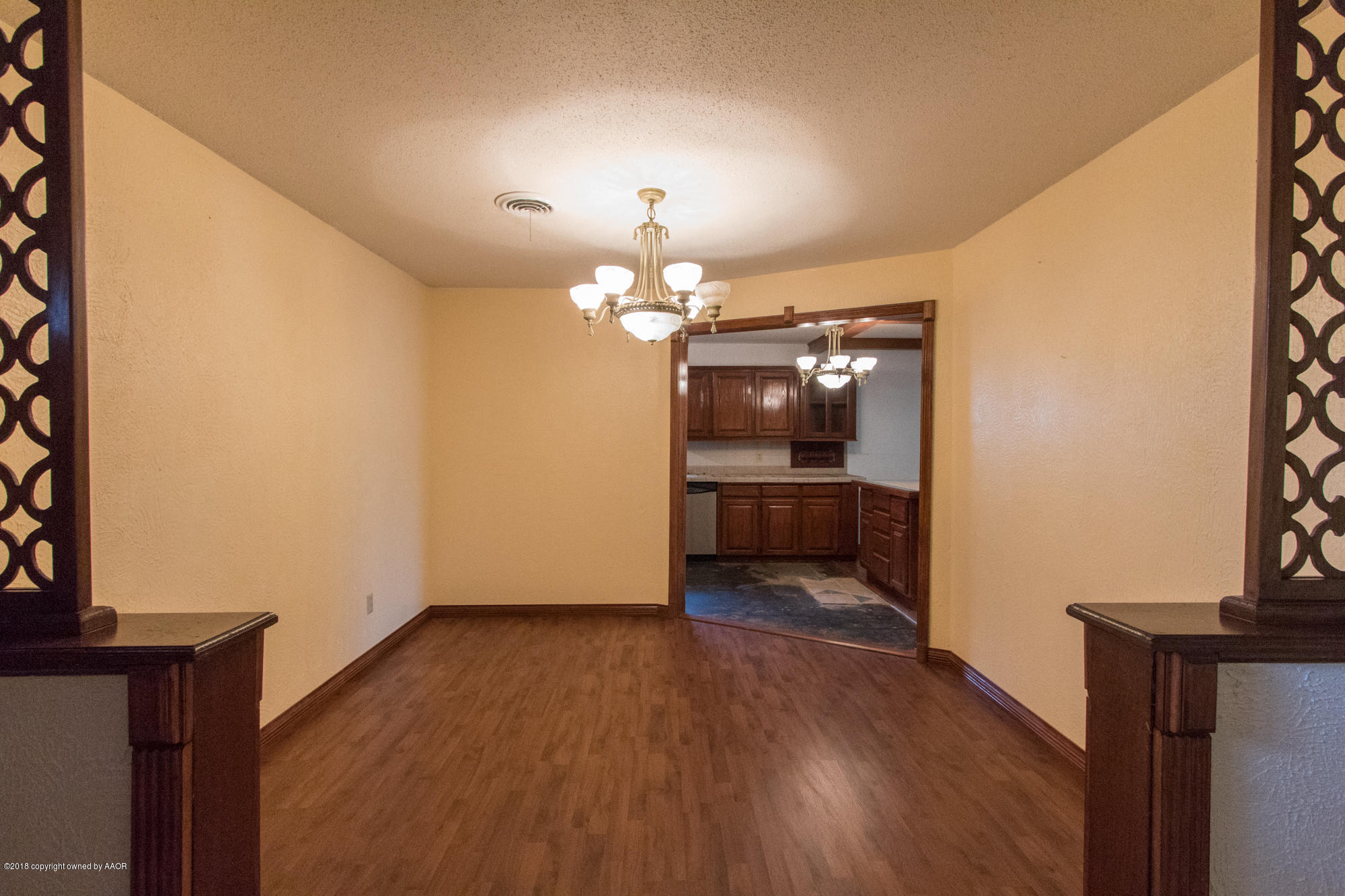 5145 Kirk Drive Amarillo, TX 79110 - Photo 4 of 22 IMG_2414