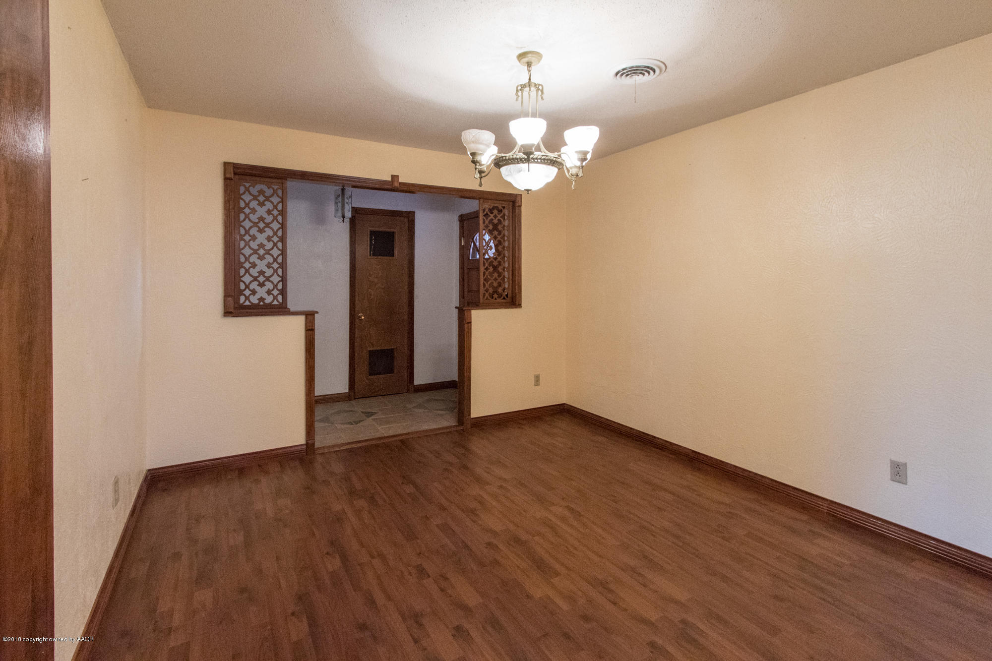5145 Kirk Drive Amarillo, TX 79110 - Photo 5 of 22 IMG_2406