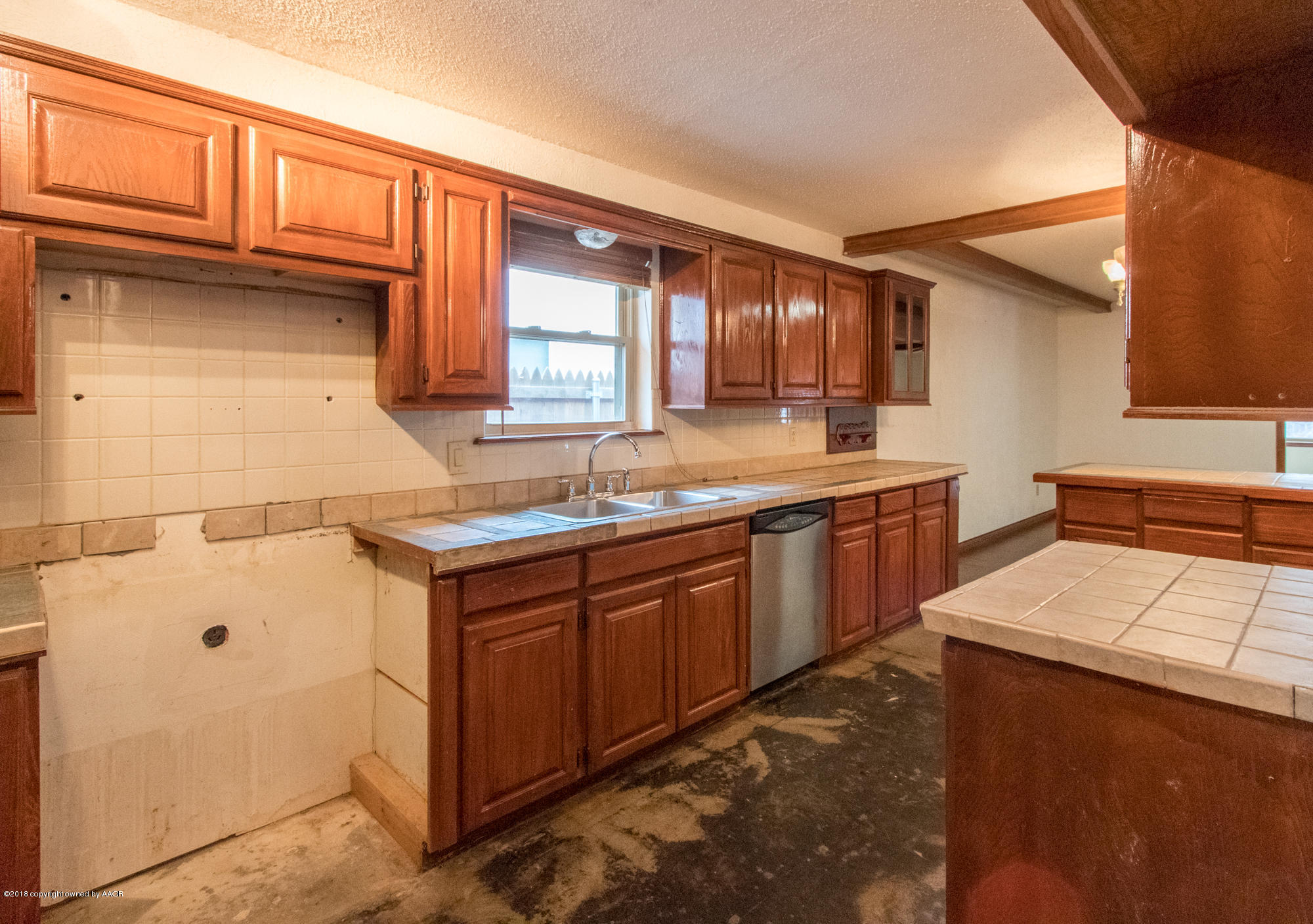 5145 Kirk Drive Amarillo, TX 79110 - Photo 8 of 22 IMG_2409-HDR