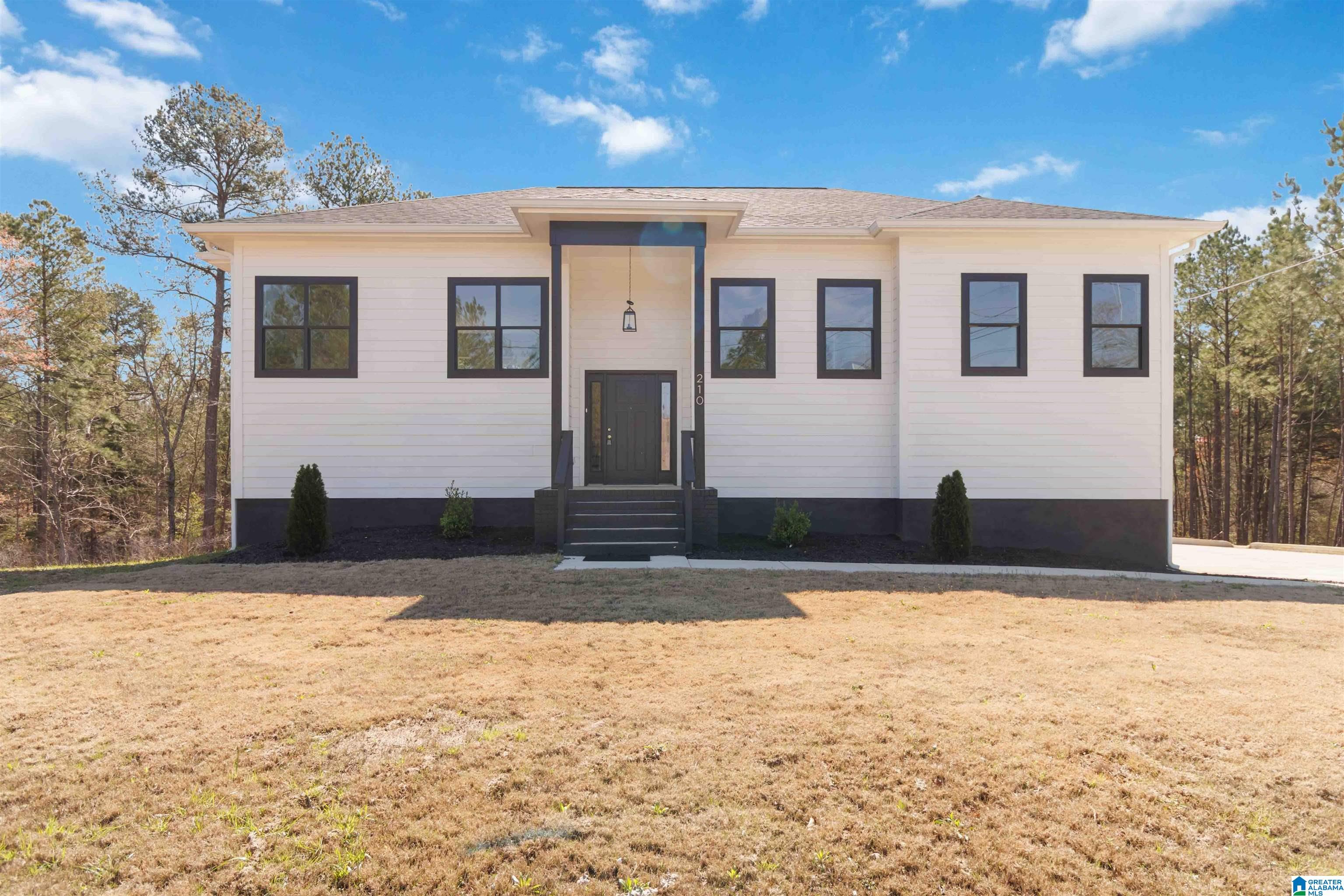 210 Virginia Way Moody, AL 35004 - Photo 2 of 30