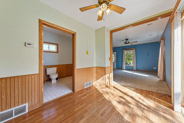 $70,000 | 235 North Seeley Avenue, Dunnell, MN 56127