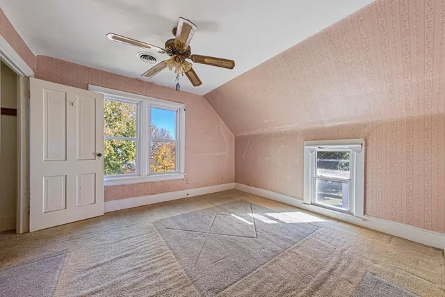 $70,000 | 235 North Seeley Avenue, Dunnell, MN 56127