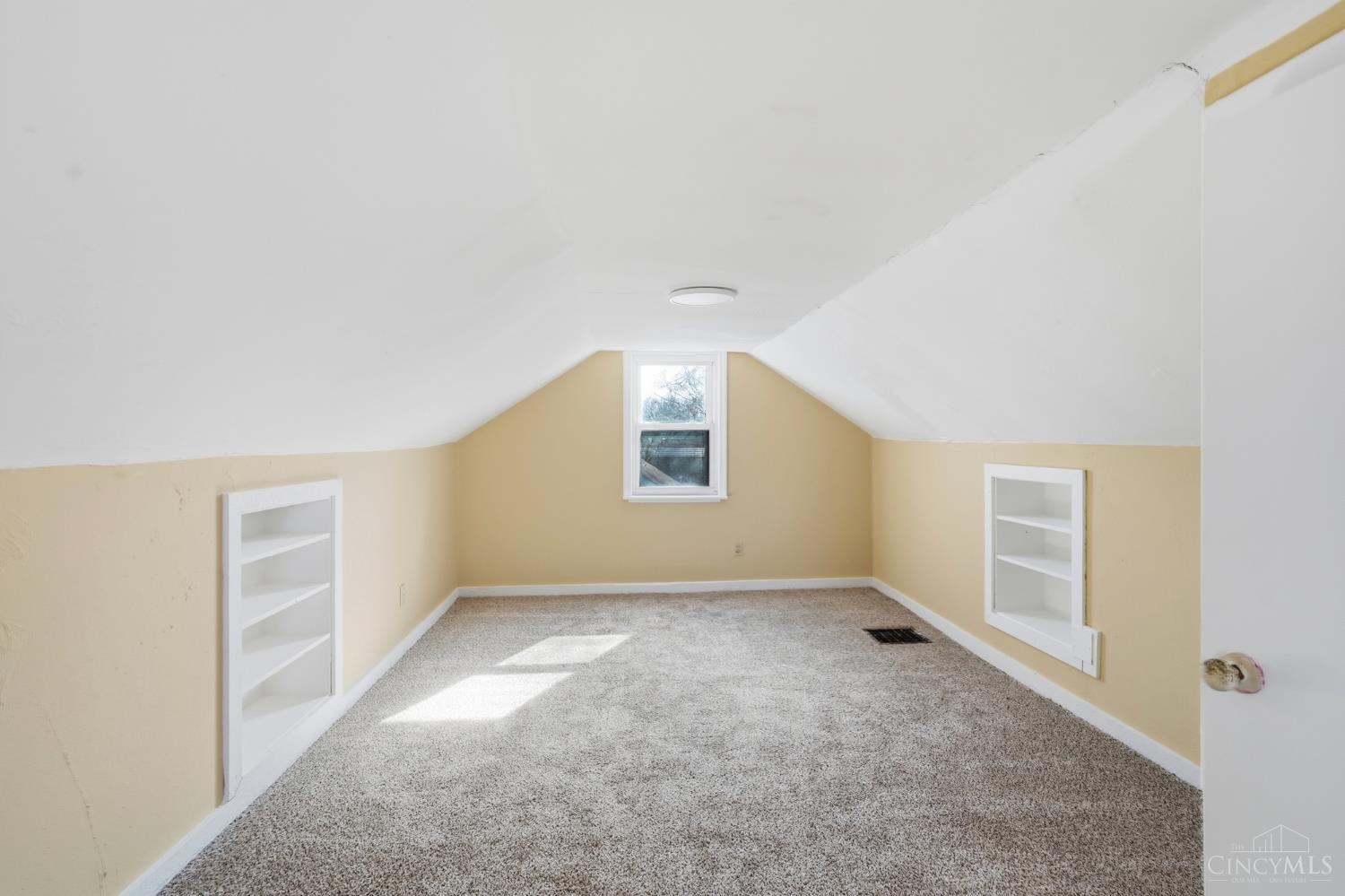 1251 8 Mile Road Cincinnati, OH 45255 - Photo 18 of 39