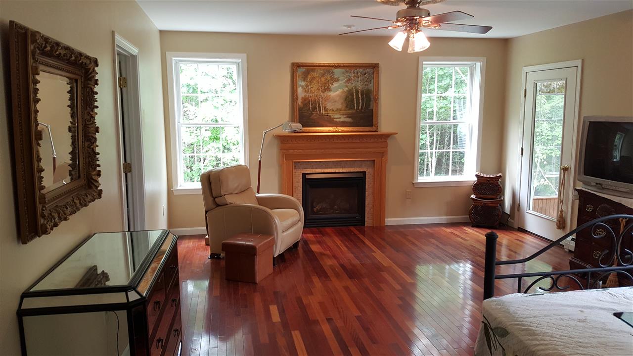 18 Thain Road Hopkinton, NH 03229 - Photo 4 of 37