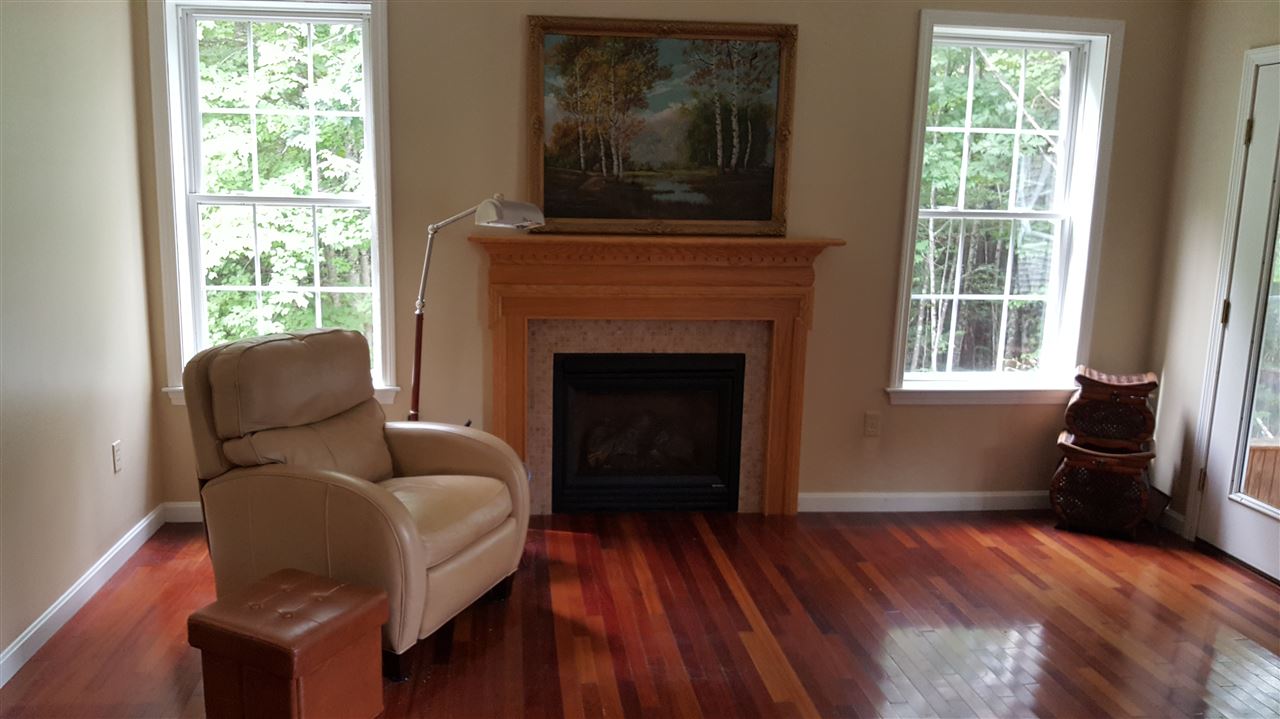 18 Thain Road Hopkinton, NH 03229 - Photo 5 of 37