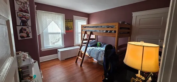 $2,400 | 72 Seymour Street, Unit 2, Worcester, MA 01610