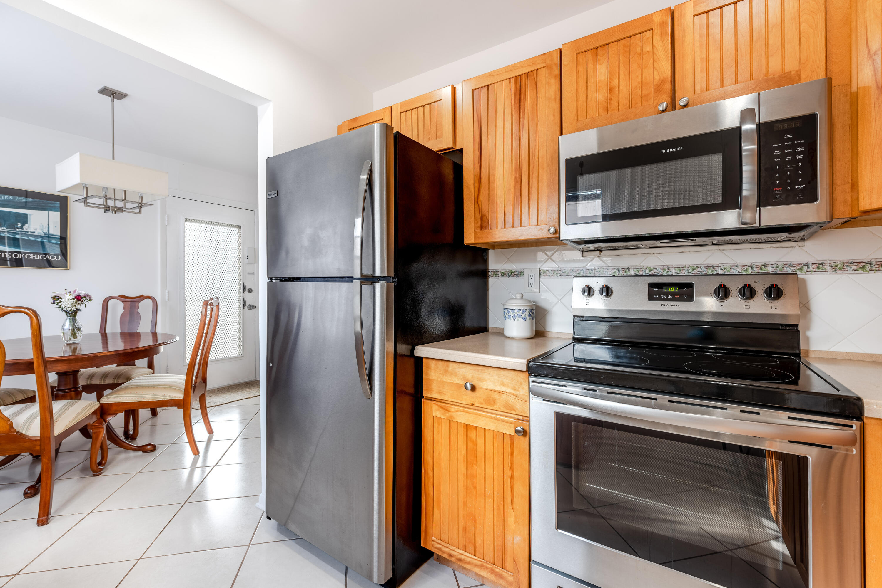 369 Capri H, Unit 369 Delray Beach, FL 33484 - Photo 3 of 36 369 Capri H Kings Point -14