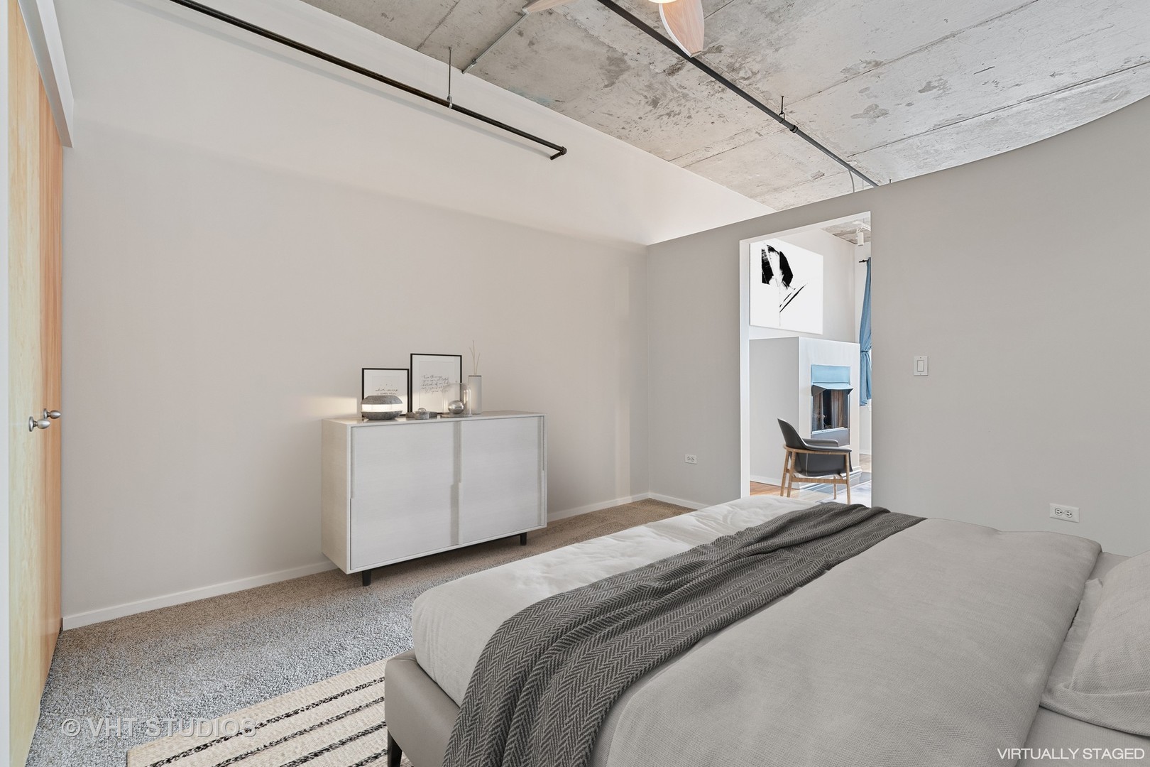 6 South Laflin Street, Unit 820 Chicago, IL 60607 - Photo 17 of 28