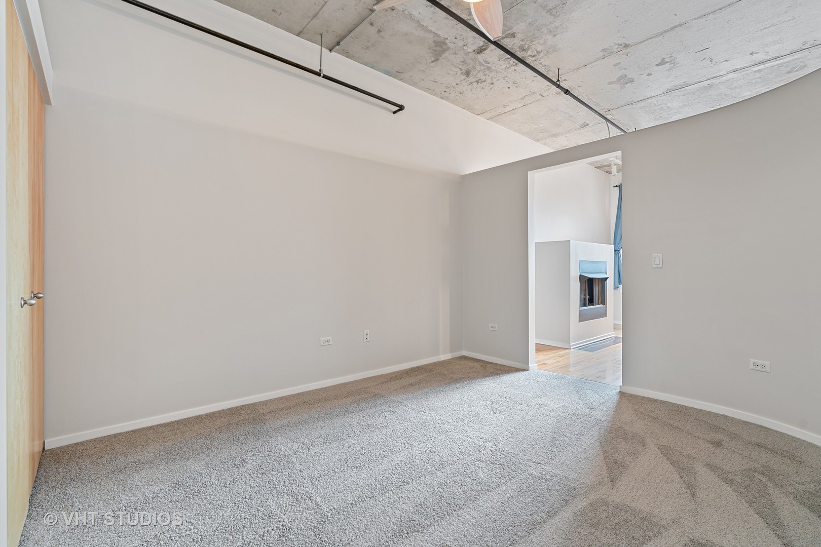 6 South Laflin Street, Unit 820 Chicago, IL 60607 - Photo 19 of 28