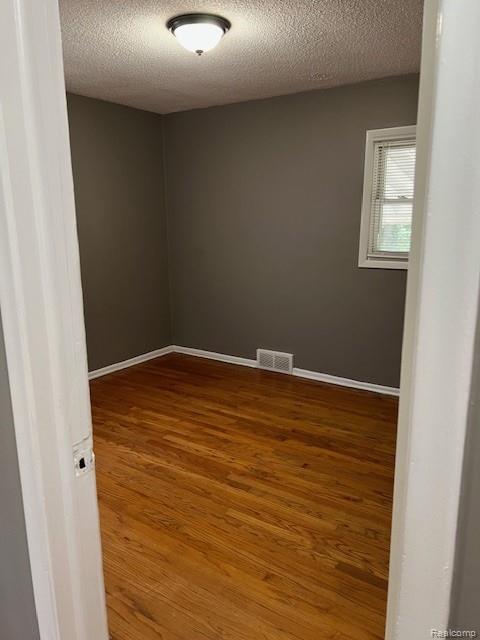 18240 Stephens Eastpointe, MI 48021 - Photo 11 of 18