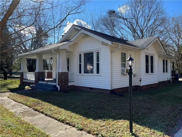 $1,395 | 1835 Thompson Drive, Winston-Salem, NC 27127