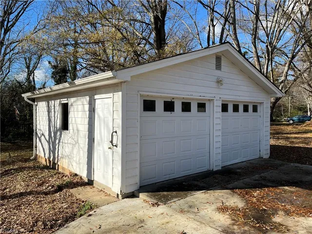 $1,395 | 1835 Thompson Drive, Winston-Salem, NC 27127