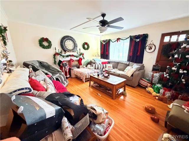 $279,900 | 264 East Main Street, Hamburg, NY 14075