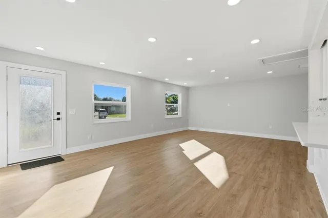 $459,990 | 330 Montana Avenue, St. Cloud, FL 34769