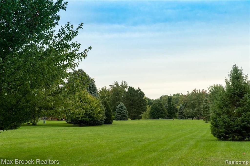 2281 Norton Road Rochester Hills, MI 48307 - Photo 37 of 37