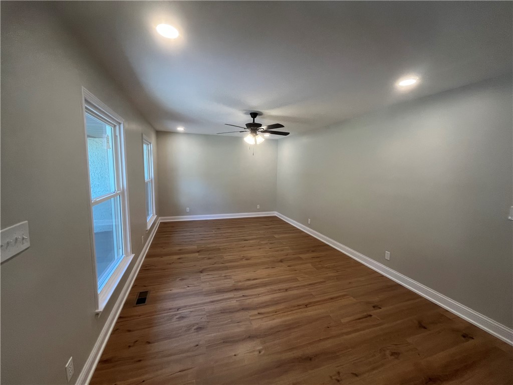 18973 Harrison Street Road Charleston, IL 61920 - Photo 4 of 42
