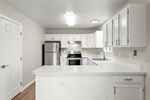 $380,000 | 3841 East 121st Avenue, Thornton, CO 80241