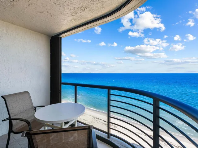 $15,500 | 2727 South Ocean Boulevard, Unit 1406, Highland Beach, FL 33487