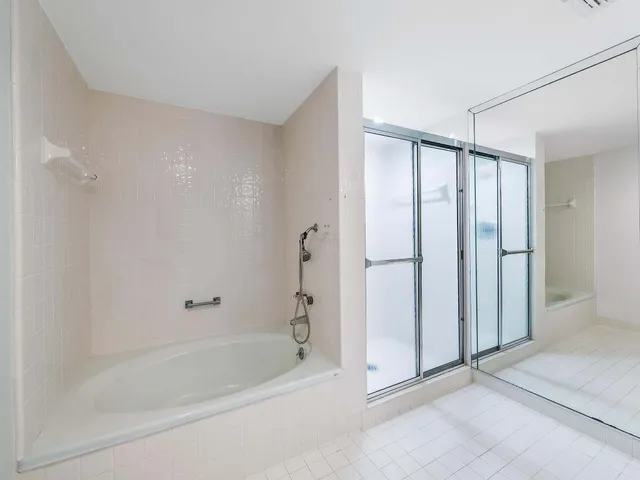 $15,500 | 2727 South Ocean Boulevard, Unit 1406, Highland Beach, FL 33487