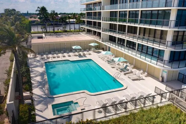 $15,500 | 2727 South Ocean Boulevard, Unit 1406, Highland Beach, FL 33487