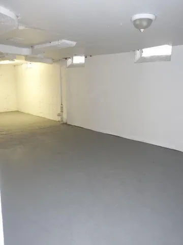 $1,300 | 8205 Outer Drive East, Detroit, MI 48213