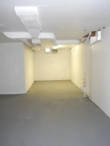 $1,300 | 8205 Outer Drive East, Detroit, MI 48213