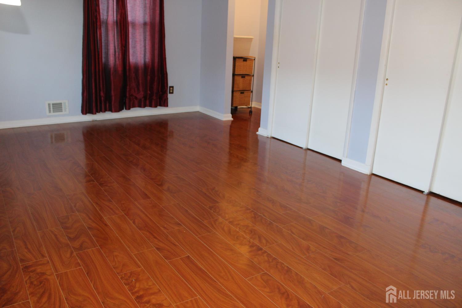 707 Merrywood Drive Edison, NJ 08817 - Photo 20 of 43