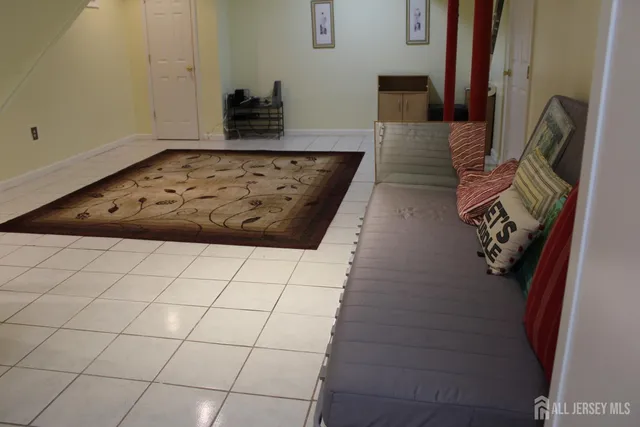 $2,800 | 707 Merrywood Drive, Edison, NJ 08817