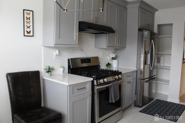 $2,800 | 707 Merrywood Drive, Edison, NJ 08817