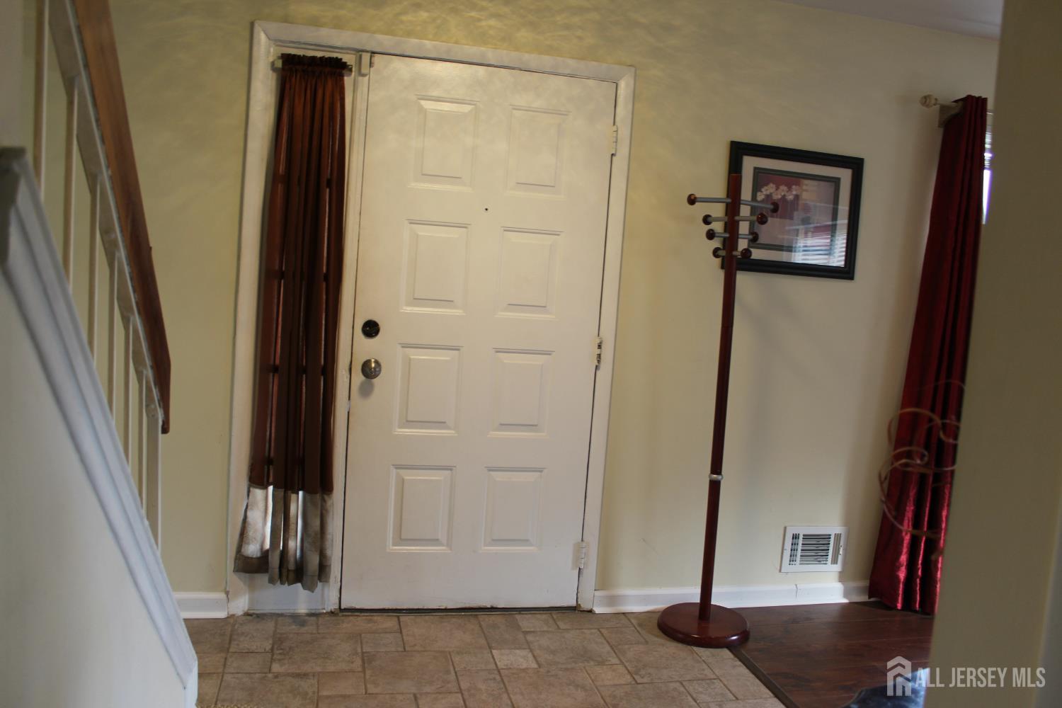 707 Merrywood Drive Edison, NJ 08817 - Photo 31 of 43