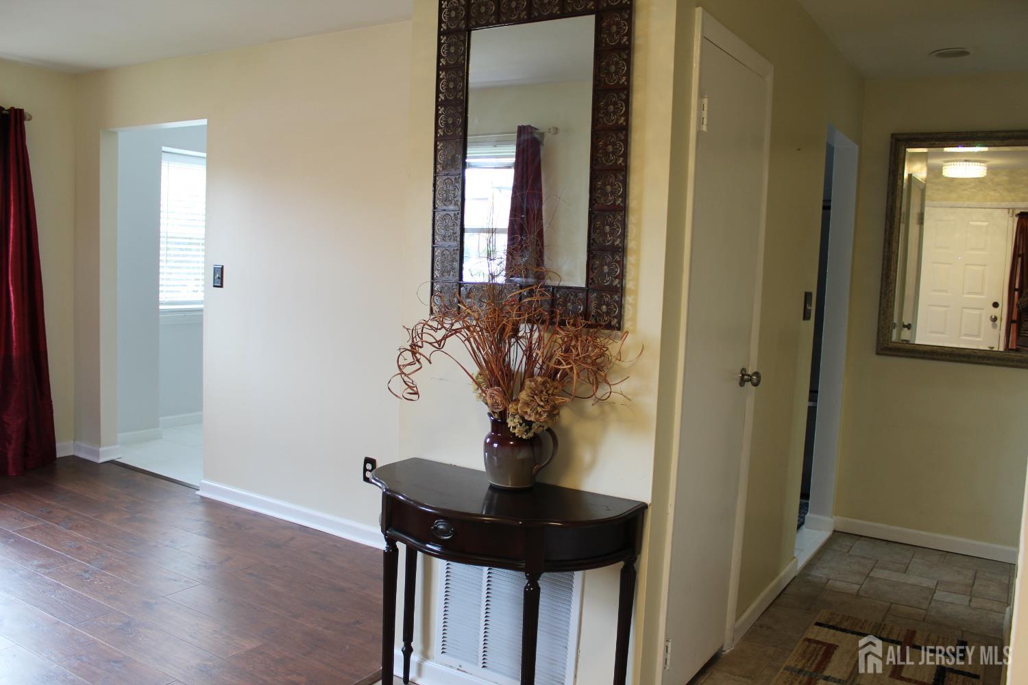 707 Merrywood Drive Edison, NJ 08817 - Photo 32 of 43