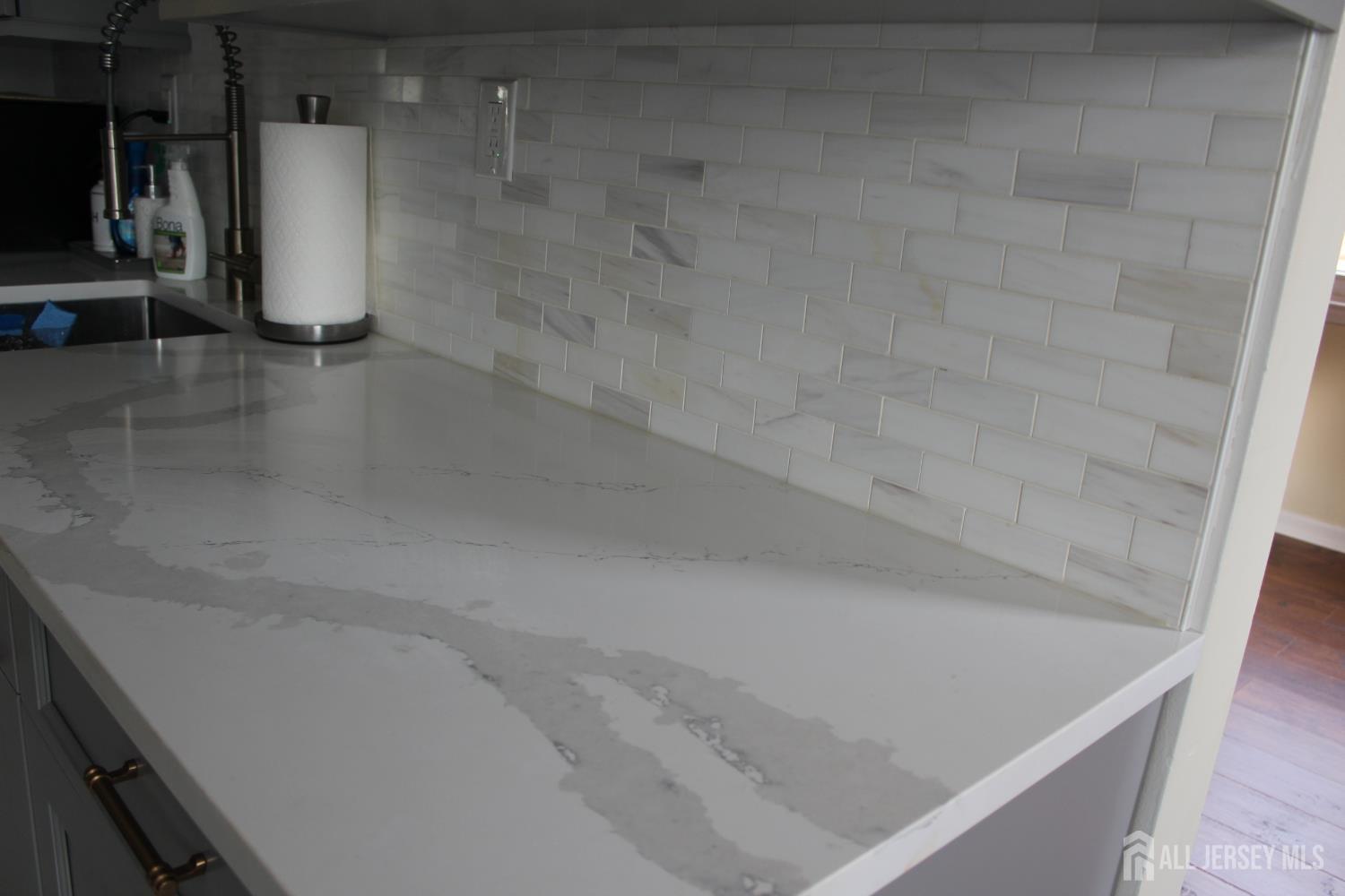 707 Merrywood Drive Edison, NJ 08817 - Photo 37 of 43