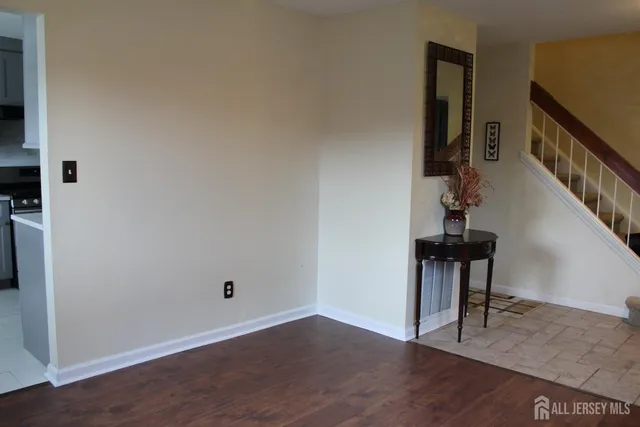 $2,800 | 707 Merrywood Drive, Edison, NJ 08817