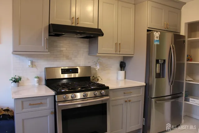 $2,800 | 707 Merrywood Drive, Edison, NJ 08817