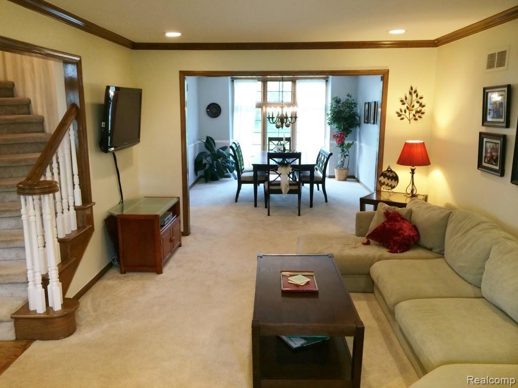 3138 Summit Ridge Drive Rochester, MI 48306 - Photo 33 of 76 IMG_8241.jpg