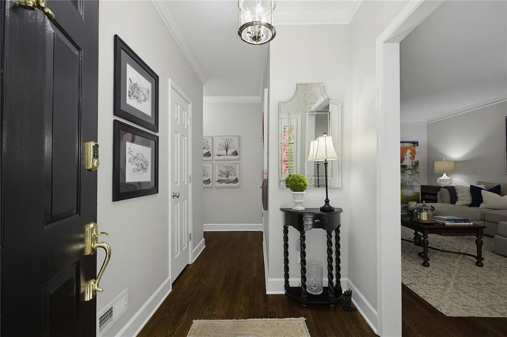 2236 Bohler Road Northwest Atlanta, GA 30327 - Photo 5 of 55