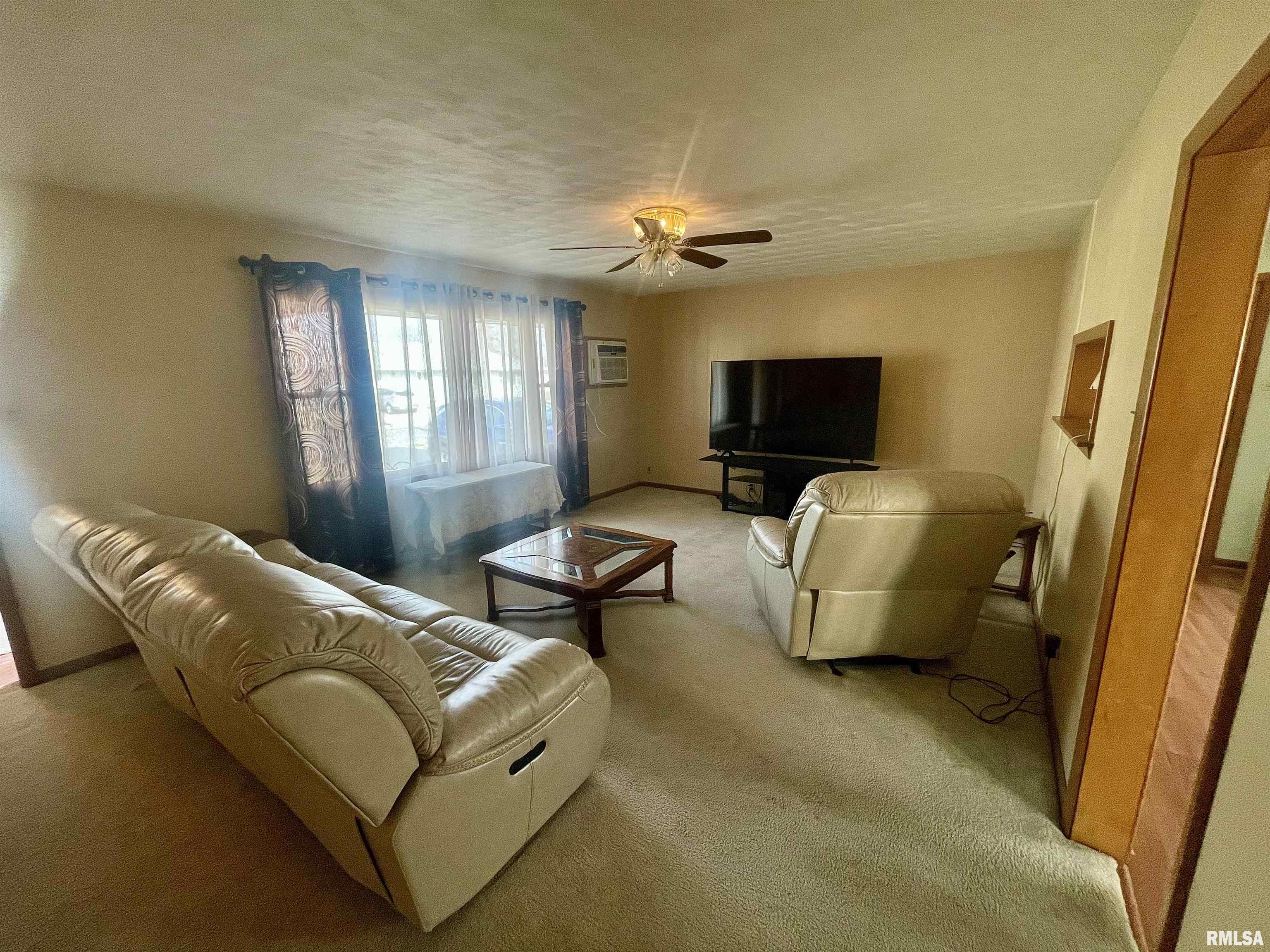 134 West Osborne Street Bushnell, IL 61422 - Photo 5 of 17