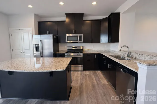 $2,350 | 3014 Potomac River Parkway, Charlotte, NC 28217