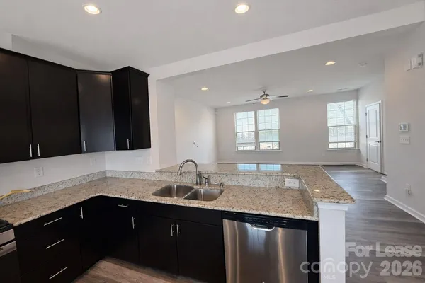 $2,350 | 3014 Potomac River Parkway, Charlotte, NC 28217