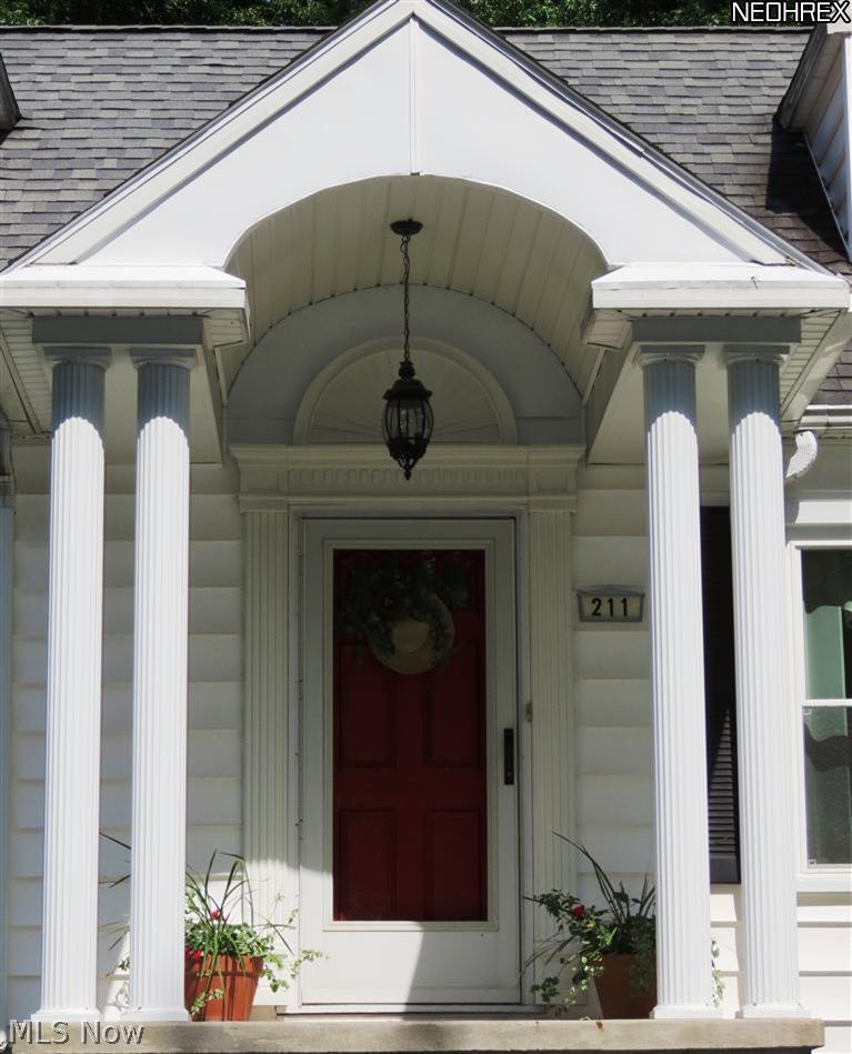 211 Howland Wilson Road Southeast Warren, OH 44484 - Photo 10 of 25 Gallery Image 10