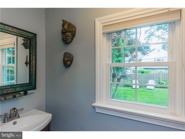 934 Remington Road Wynnewood, PA 19096 - Photo 10 of 25 Bathroom