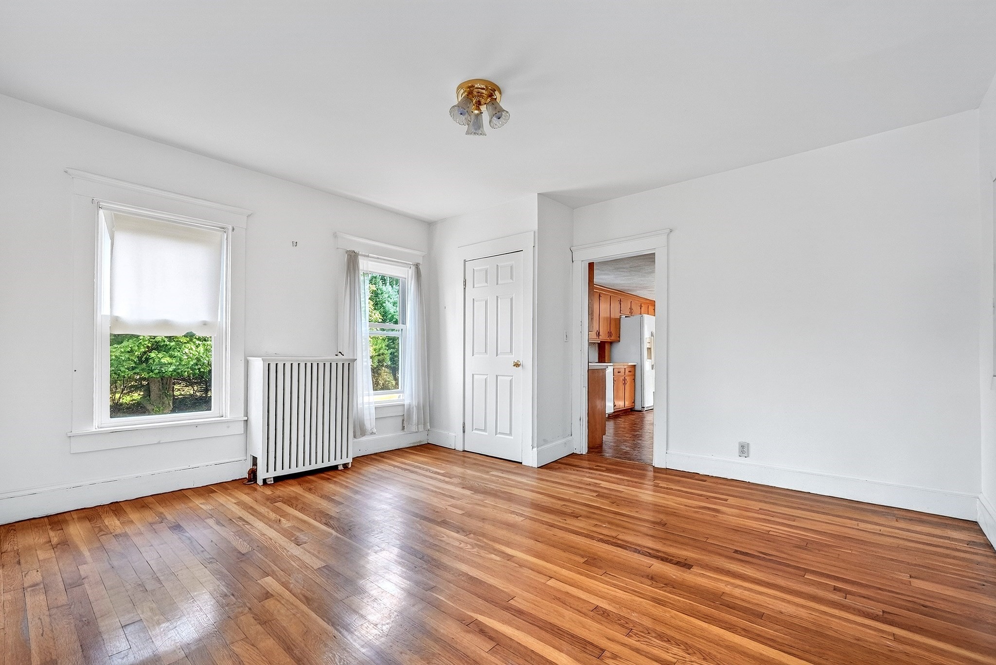 25 Spring Street Foxboro, MA 02035 - Photo 5 of 42 Gallery Image 5