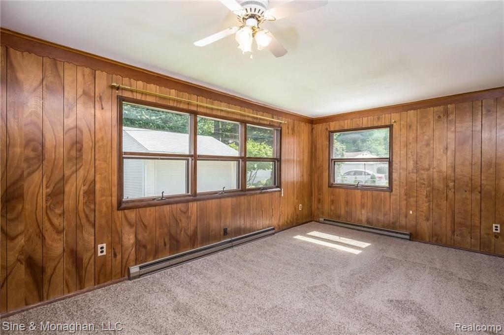 1766 Newcastle Road Grosse Pointe, MI 48236 - Photo 16 of 39