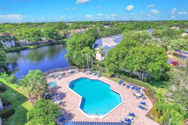 $2,700 | 1618 Northwest 81st Way, Unit 1618, Plantation, FL 33322